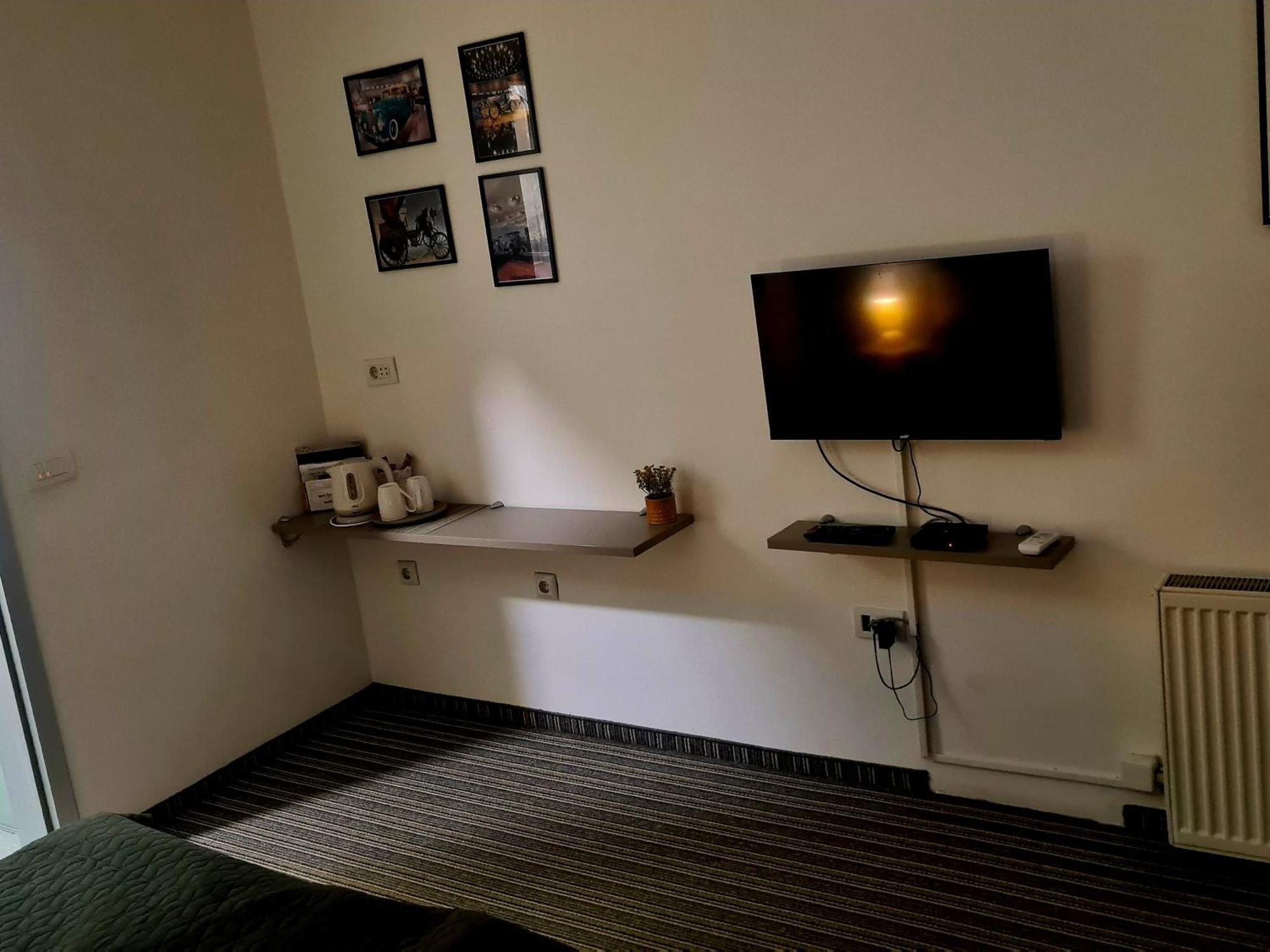 Bonitos, Sobe-Rooms Slavonski Brod Extérieur photo